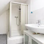 Monteurapartment Naehe Darmstadt I 6 Schlafzimmer I 2 Badezimmer I 12 Betten I Parkplatz I Waschmaschine I Balkon Apartment