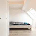 Monteurapartment Naehe Darmstadt I 6 Schlafzimmer I 2 Badezimmer I 12 Betten I Parkplatz I Waschmaschine I Balkon