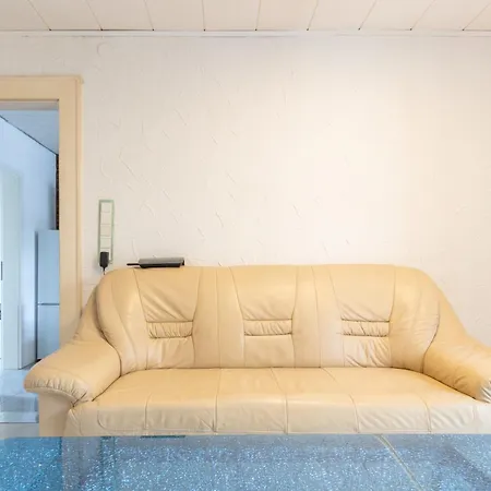 Monteurapartment I 12 Betten I Kueche I Waschmaschine I Balkon I 아파트 *