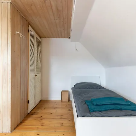 Monteurapartment Naehe Darmstadt I 6 Schlafzimmer I 2 Badezimmer I 12 Betten I Parkplatz I Waschmaschine I Balkon * Nieder-Klingen
