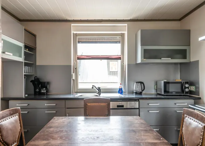 Monteurapartment I 12 Betten I Kueche I Waschmaschine I Balkon I * Nieder-Klingen