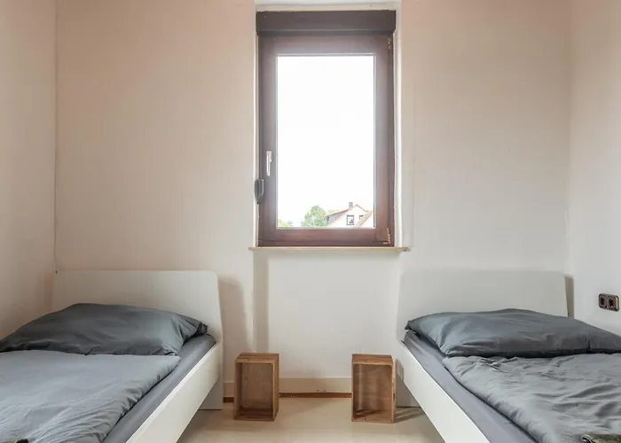 Monteurapartment I 12 Betten I Kueche I Waschmaschine I Balkon I Nieder-Klingen