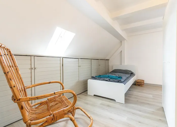 Monteurapartment I 12 Betten I Kueche I Waschmaschine I Balkon I شقة *