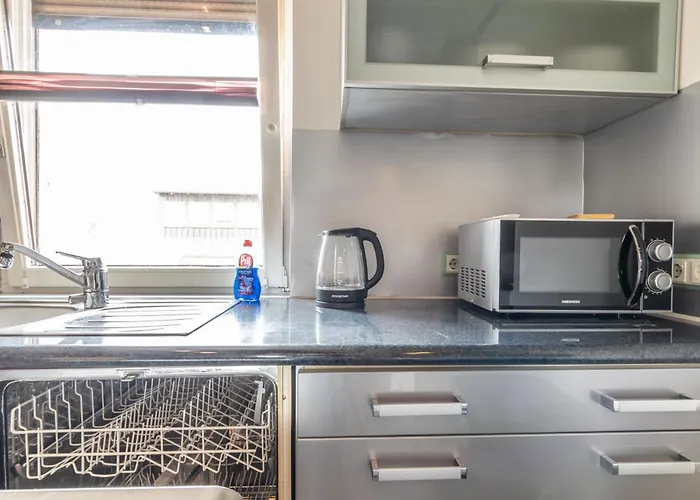 Monteurapartment I 12 Betten I Kueche I Waschmaschine I Balkon I