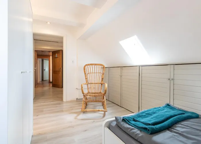 Monteurapartment I 12 Betten I Kueche I Waschmaschine I Balkon I شقة Nieder-Klingen