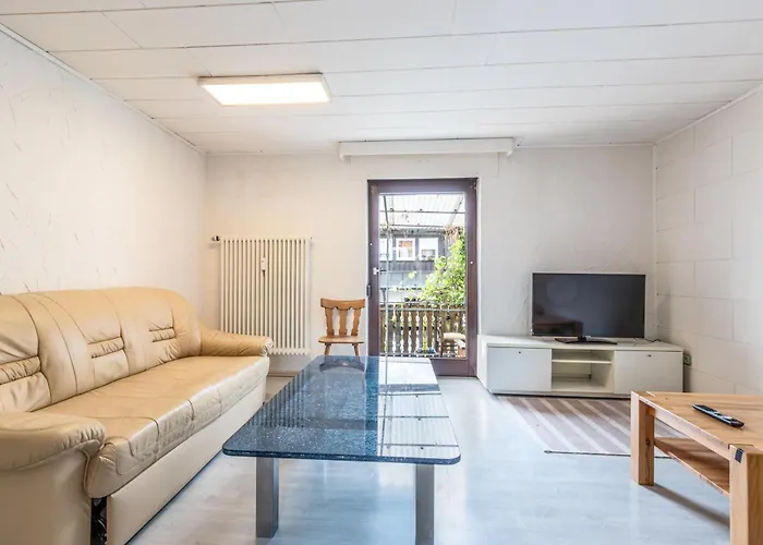 Monteurapartment I 12 Betten I Kueche I Waschmaschine I Balkon I شقة Nieder-Klingen