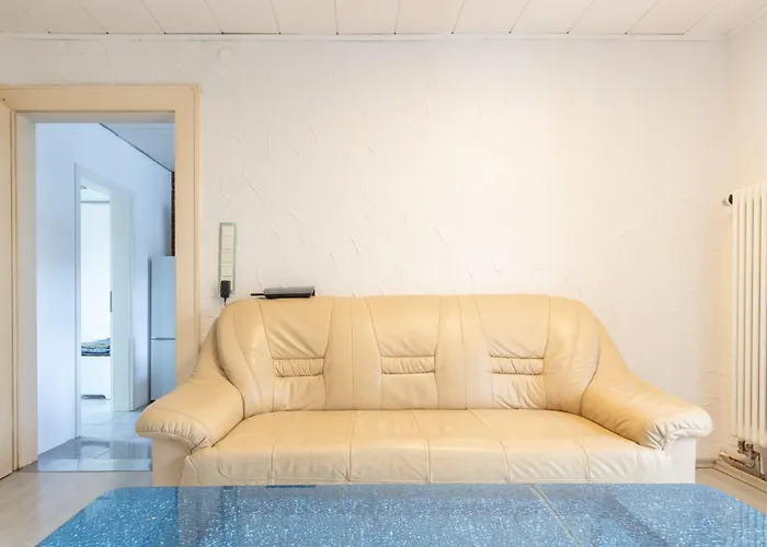 Monteurapartment I 12 Betten I Kueche I Waschmaschine I Balkon I شقة *