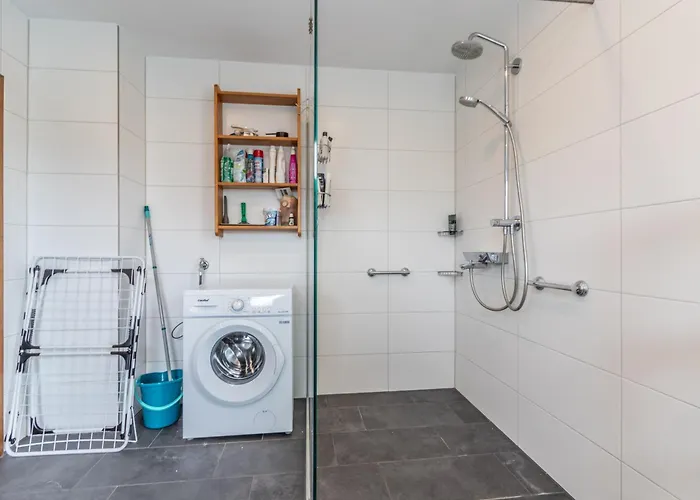 Monteurapartment I 12 Betten I Kueche I Waschmaschine I Balkon I