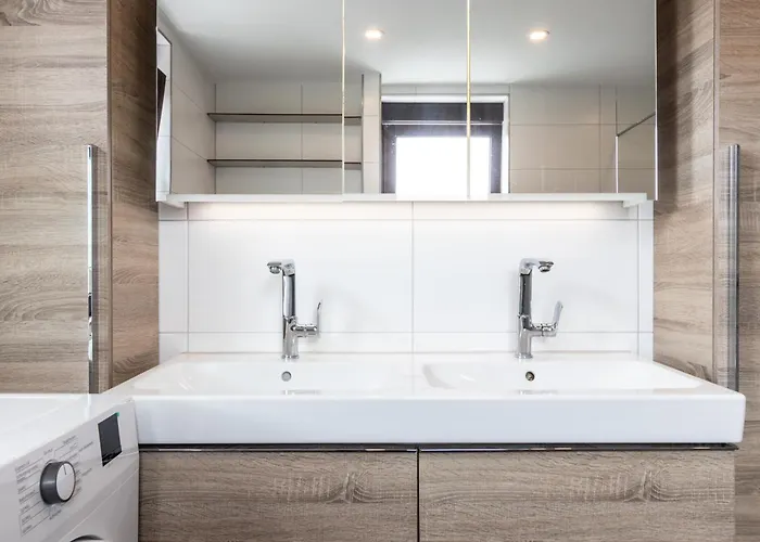 شقة Monteurapartment I 12 Betten I Kueche I Waschmaschine I Balkon I