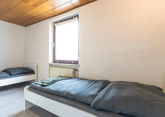 Monteurapartment I 12 Betten I Kueche I Waschmaschine I Balkon I Nieder-Klingen