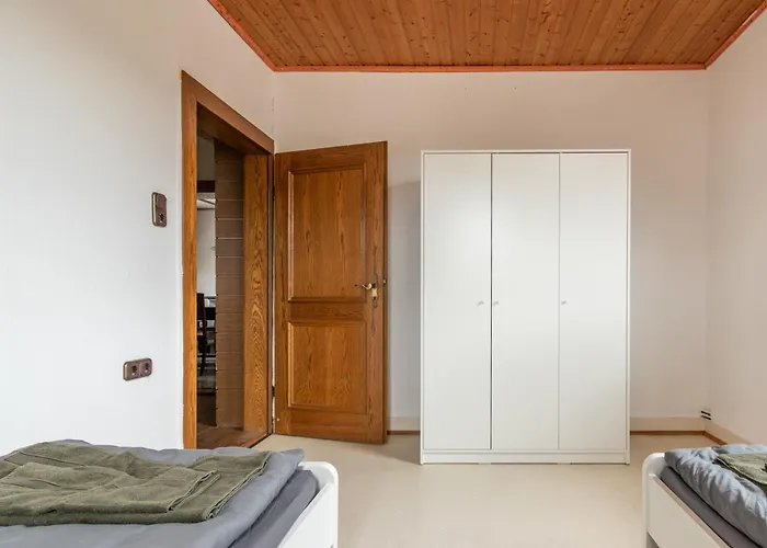 Monteurapartment I 12 Betten I Kueche I Waschmaschine I Balkon I * Nieder-Klingen