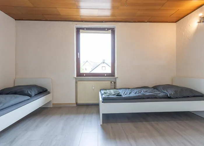 Monteurapartment I 12 Betten I Kueche I Waschmaschine I Balkon I *