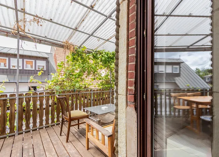 Monteurapartment I 12 Betten I Kueche I Waschmaschine I Balkon I شقة